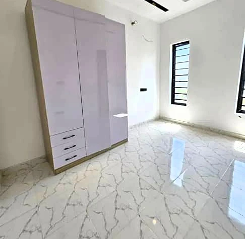 Duplex for Sale in Lekki phase 1, Lagos - Image 1