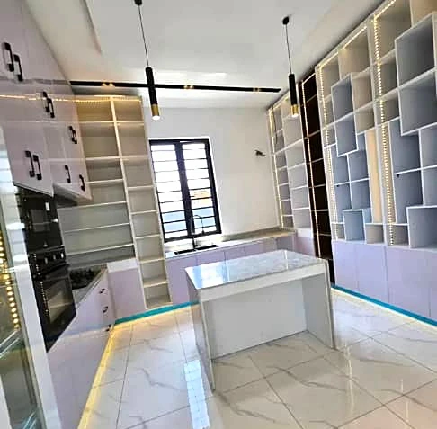 Duplex for Sale in Lekki phase 1, Lagos - Image 4