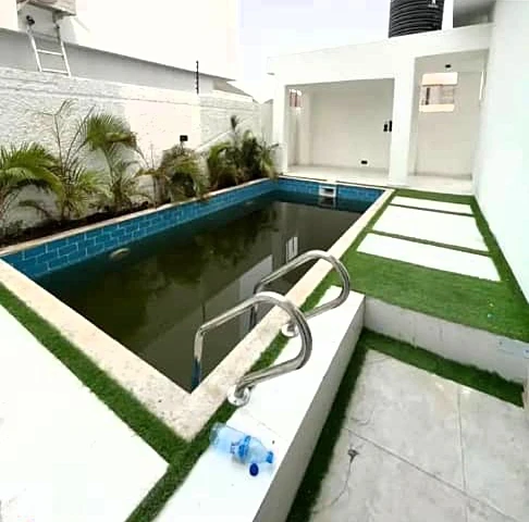Duplex for Sale in Ologolo Lekki, Lagos - Image 2