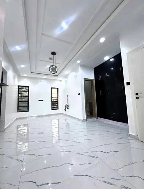 Duplex for Sale in Cooperative shell Eliozu Eneka, Rivers - Image 2
