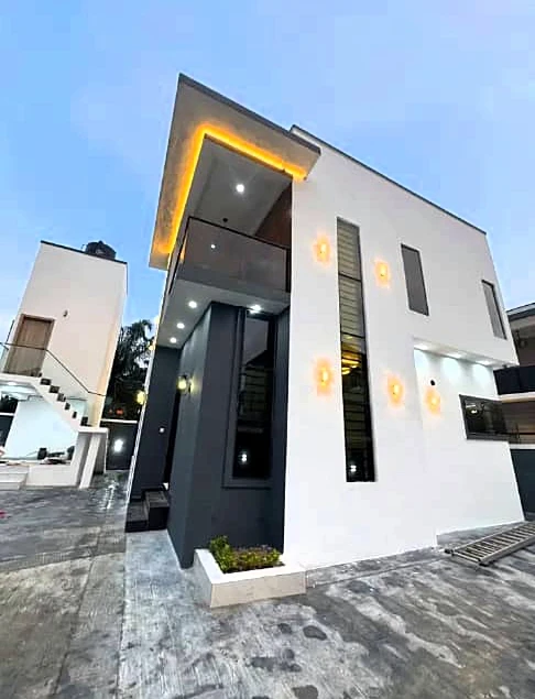 Duplex for Sale in Cooperative shell Eliozu Eneka, Rivers - Image 1