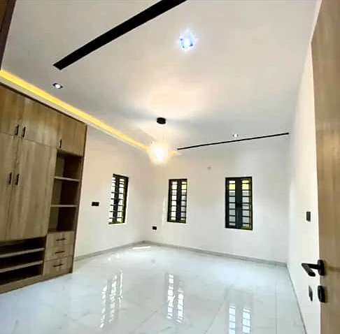 Duplex for Sale in Omachi Estate Rumuodomaya, Rivers - Image 3