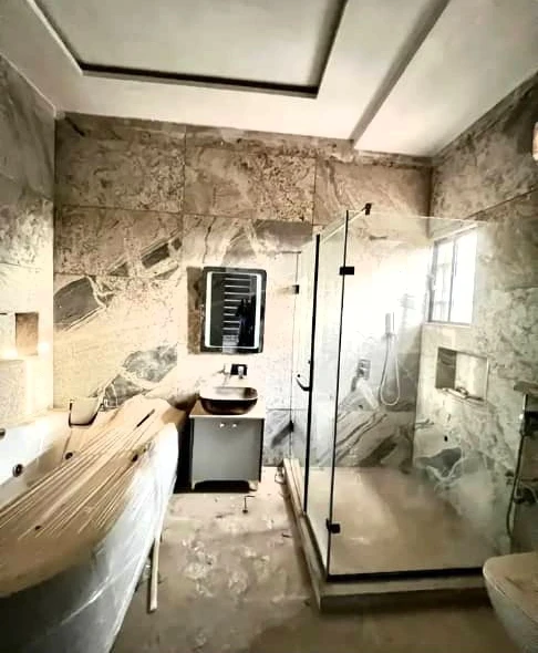 Duplex for Sale in Guzape, FCT - Image 2