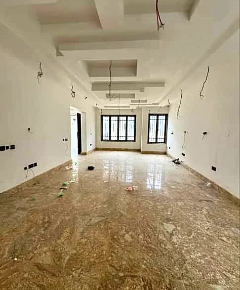 Duplex for Sale in Lifecamp, FCT - Image 2