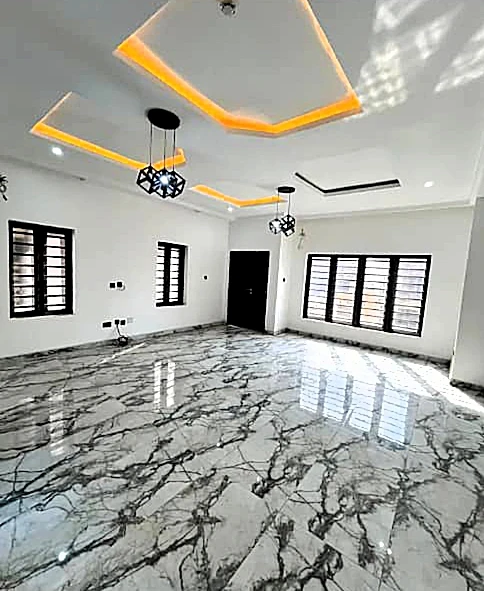 Duplex for Sale in Ikate Lekki, Lagos - Image 4