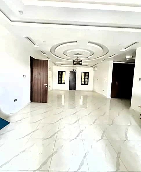 Duplex for Sale in Guzape, FCT - Image 3