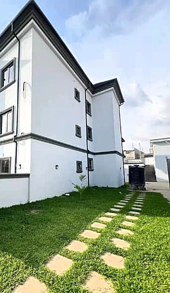 Duplex for Sale in Guzape, FCT - Image 6