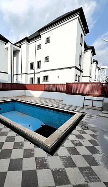 Duplex for Sale in Guzape, FCT - Image 4