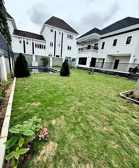 Duplex for Sale in Guzape, FCT - Image 6