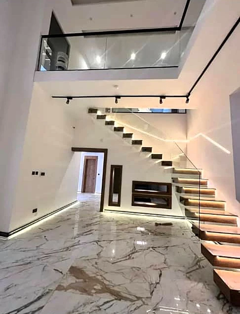 Pent-House for Sale in Ikate Lekki, Lagos - Image 5