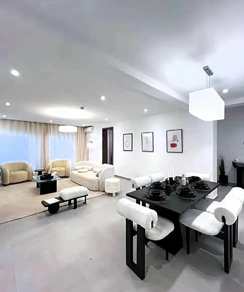 3 Bedroom Flat for Sale in Lekki phase 1, Lagos - Image 4