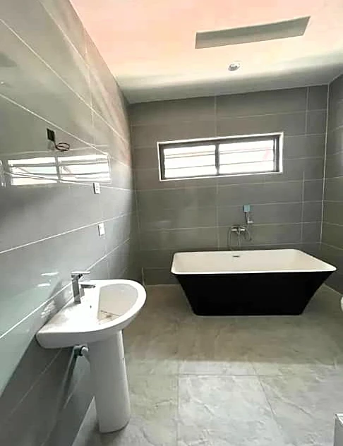 Duplex for Sale in Ikate Lekki, Lagos - Image 2