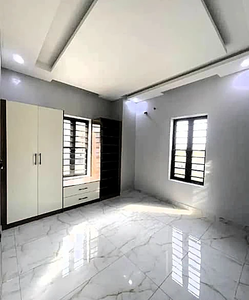 Duplex for Sale in Lekki phase 1, Lagos - Image 4