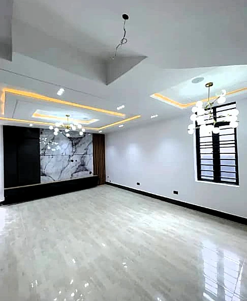 Duplex for Sale in Lekki phase 1, Lagos - Image 4