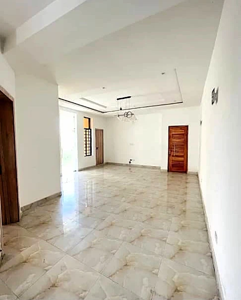 3 Bedroom Flat for Sale in Lekki, Lagos - Image 1