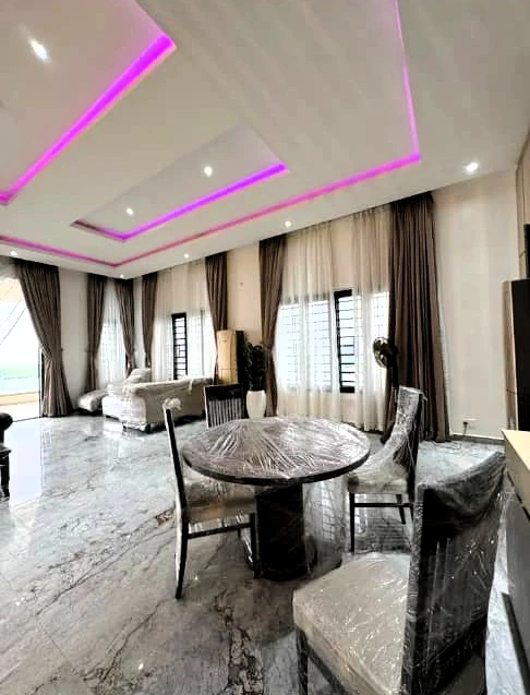 Pent-House for Sale in Ikoyi, Lagos - Image 4