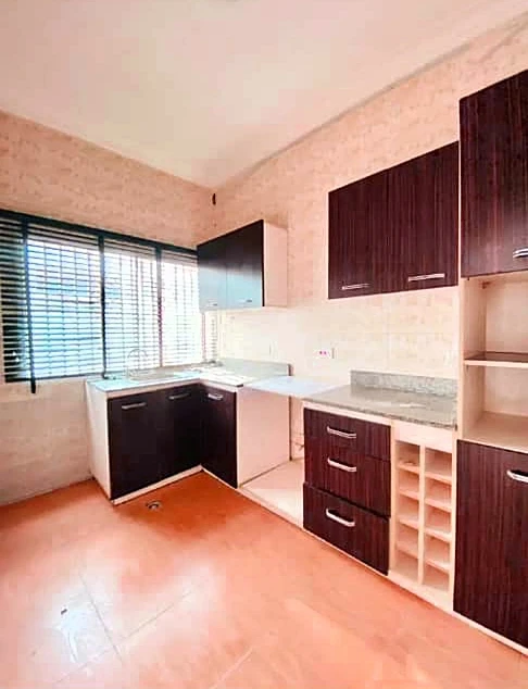 3 Bedroom Flat for Sale in Ikate Lekki, Lagos - Image 3