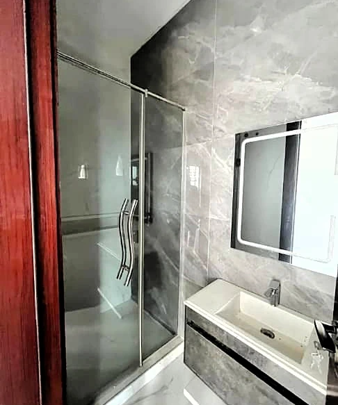 Mansion for Sale in Ikoyi, Lagos - Image 3