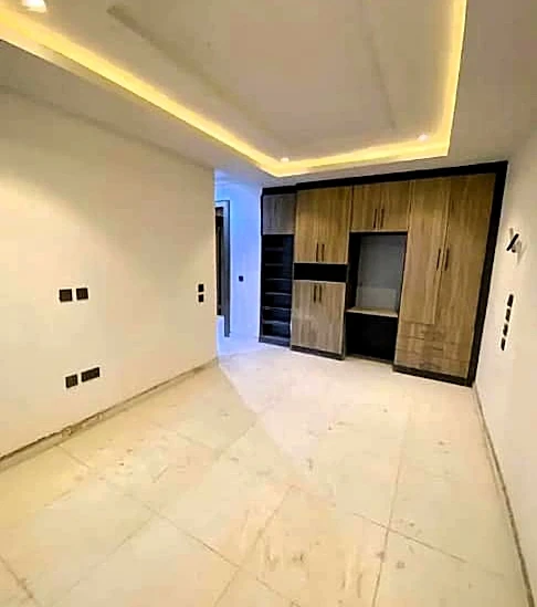 Duplex for Sale in Guzape, FCT - Image 3