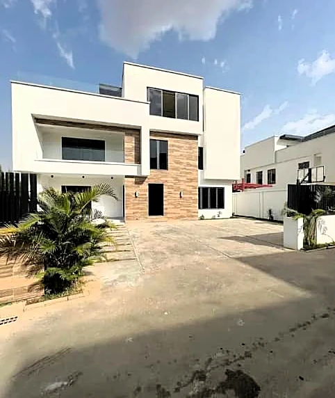 Duplex for Sale in Katampe, FCT - Image 1