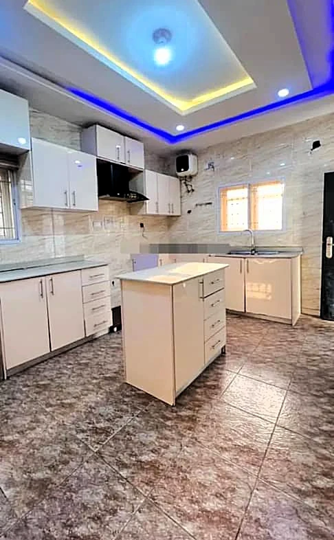Duplex for Sale in Wuye, FCT - Image 2
