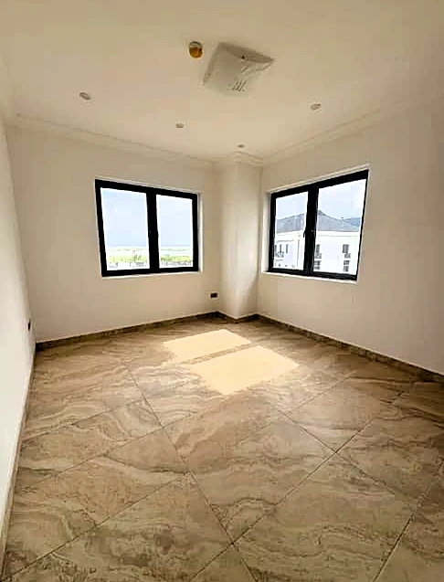 Duplex for Sale in Ikate Lekki, Lagos - Image 1
