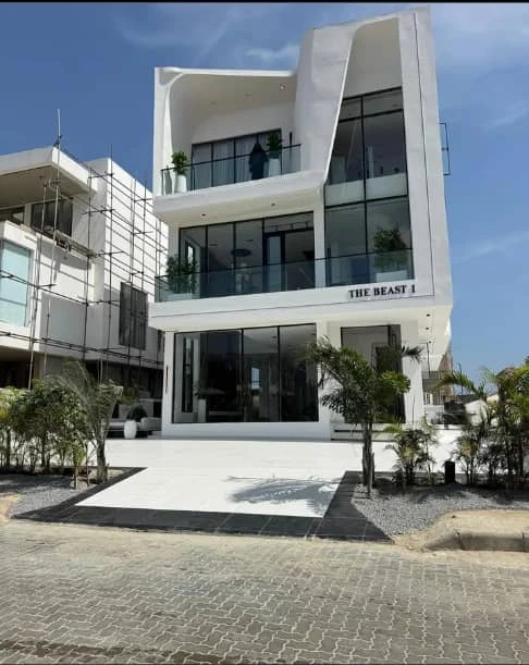 Duplex for Sale in Ikate Lekki, Lagos cover picture