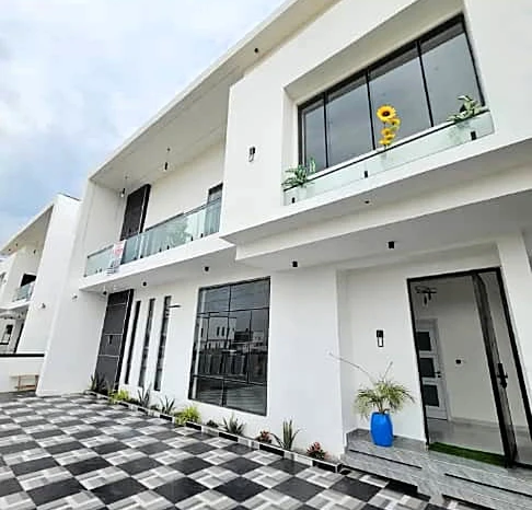 Duplex for Sale in Ajah, Lekki, Lagos cover picture