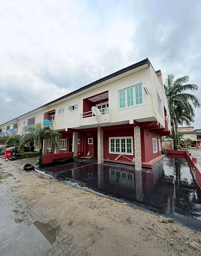 Duplex for Sale in Abraham Adesanya, Lagos cover picture