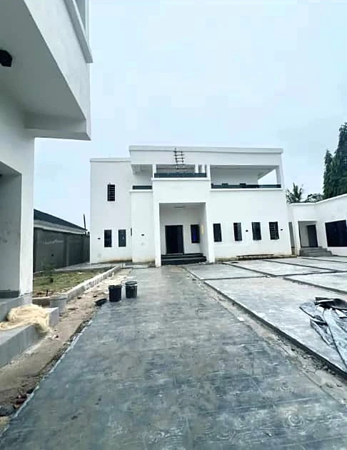 Duplex for Sale in Mercy Land East-West Road, Rivers cover picture