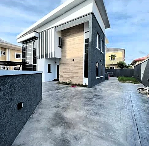 Duplex for Sale in Ikate Lekki, Lagos cover picture