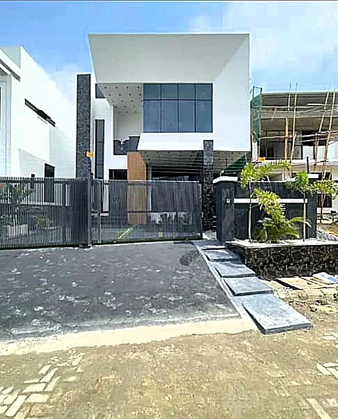 Duplex for Sale in Chevron, Toll gate, Lagos cover picture
