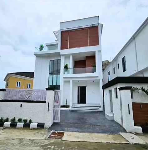 Duplex for Sale in Ikate Lekki, Lagos cover picture