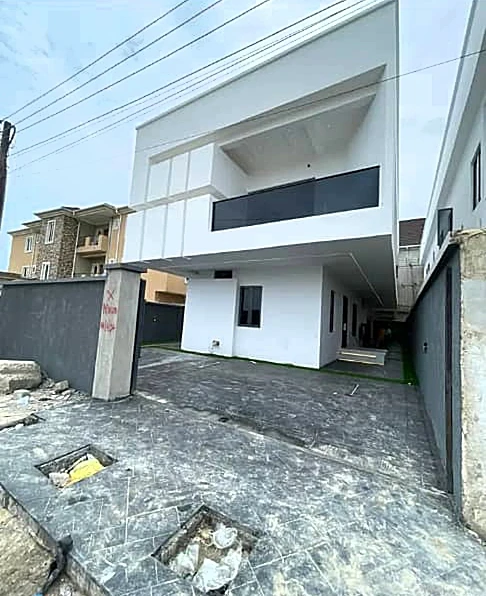 Duplex for Sale in Ologolo Lekki, Lagos