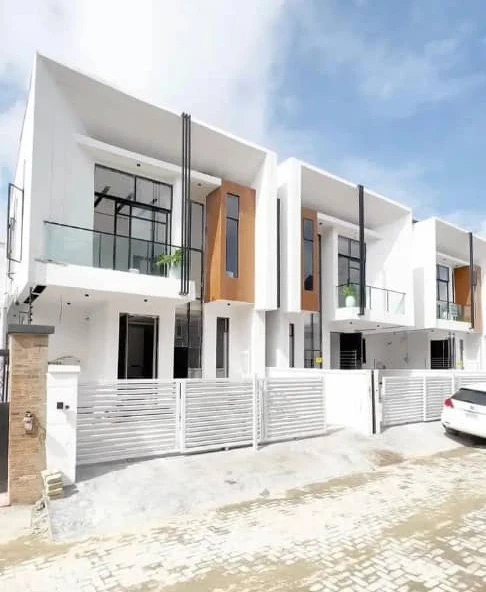 Duplex for Sale in Ikota, Lekki, Lagos cover picture