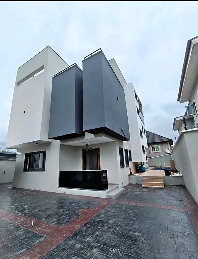 Duplex for Sale in Magodo phase 2, Lagos cover picture
