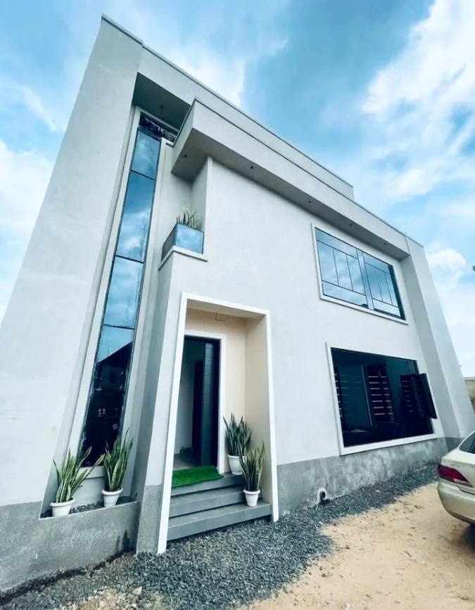 Duplex for Sale in Ikota, Lekki, Lagos cover picture
