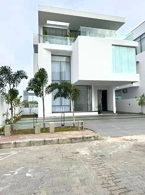 Duplex for Sale in Ikate Lekki, Lagos cover picture
