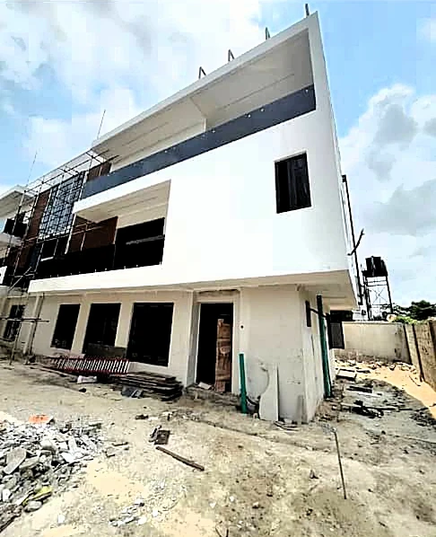Duplex for Sale in Lekki phase 1, Lagos cover picture