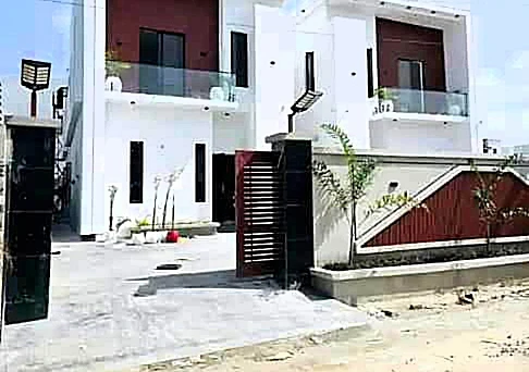 Duplex for Sale in Ologolo Lekki, Lagos