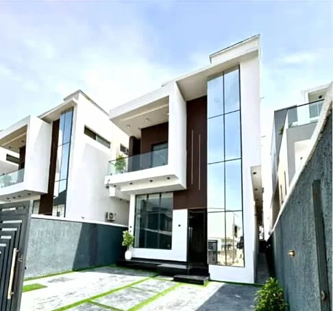 Duplex for Sale in Ajah, Lekki, Lagos cover picture