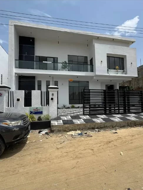 Duplex for Sale in Ajah, Lekki, Lagos cover picture