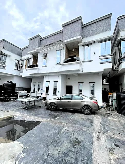 Duplex for Sale in Osapa London, Lekki, Lagos cover picture
