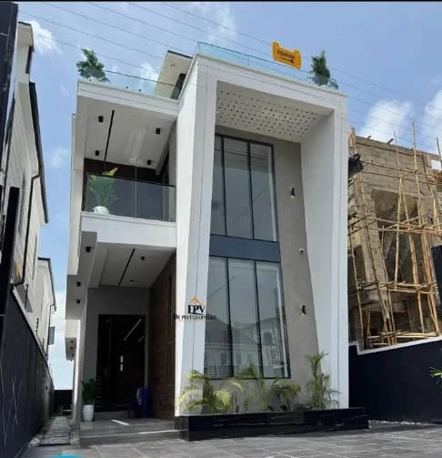 Duplex for Sale in Ajah, Lekki, Lagos cover picture