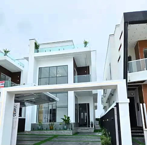 Duplex for Sale in Ajah, Lekki, Lagos cover picture