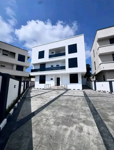 Duplex for Sale in Katampe, FCT cover picture