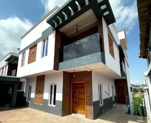 Duplex for Sale in Ikota, Lekki, Lagos cover picture