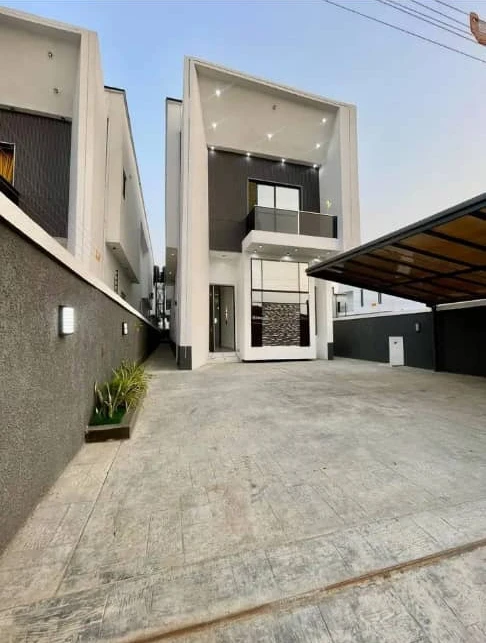 Duplex for Sale in Ajah, Lekki, Lagos cover picture