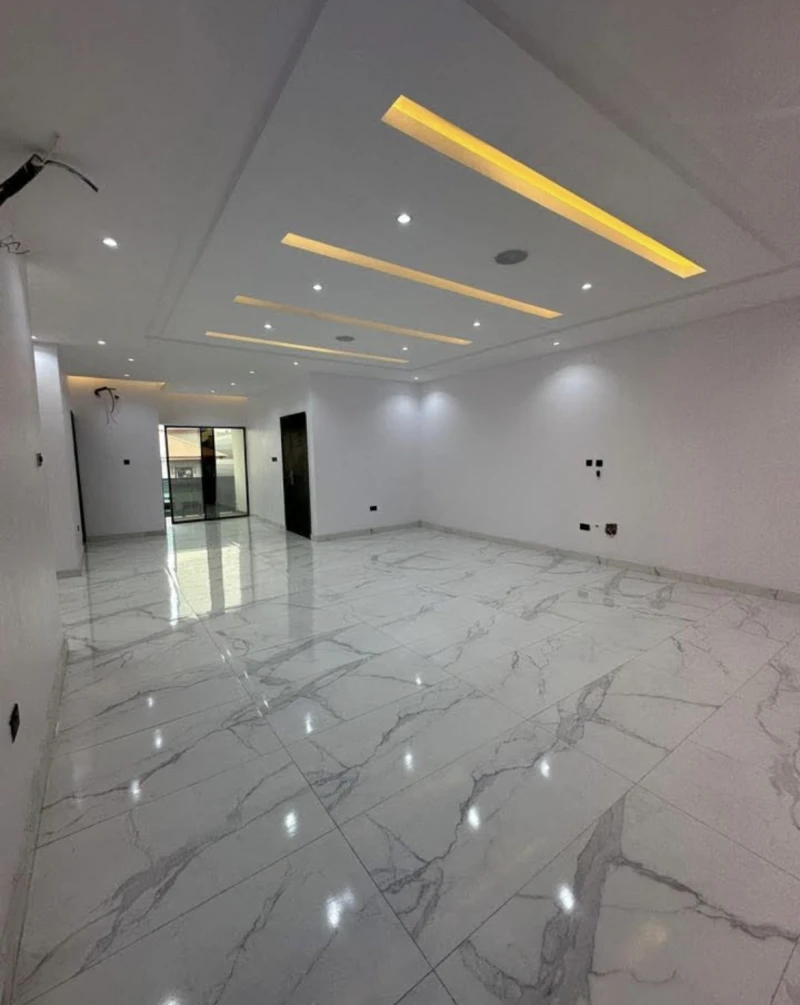 3 Bedroom Flat for Sale in Lekki phase 1, Lagos - Image 6