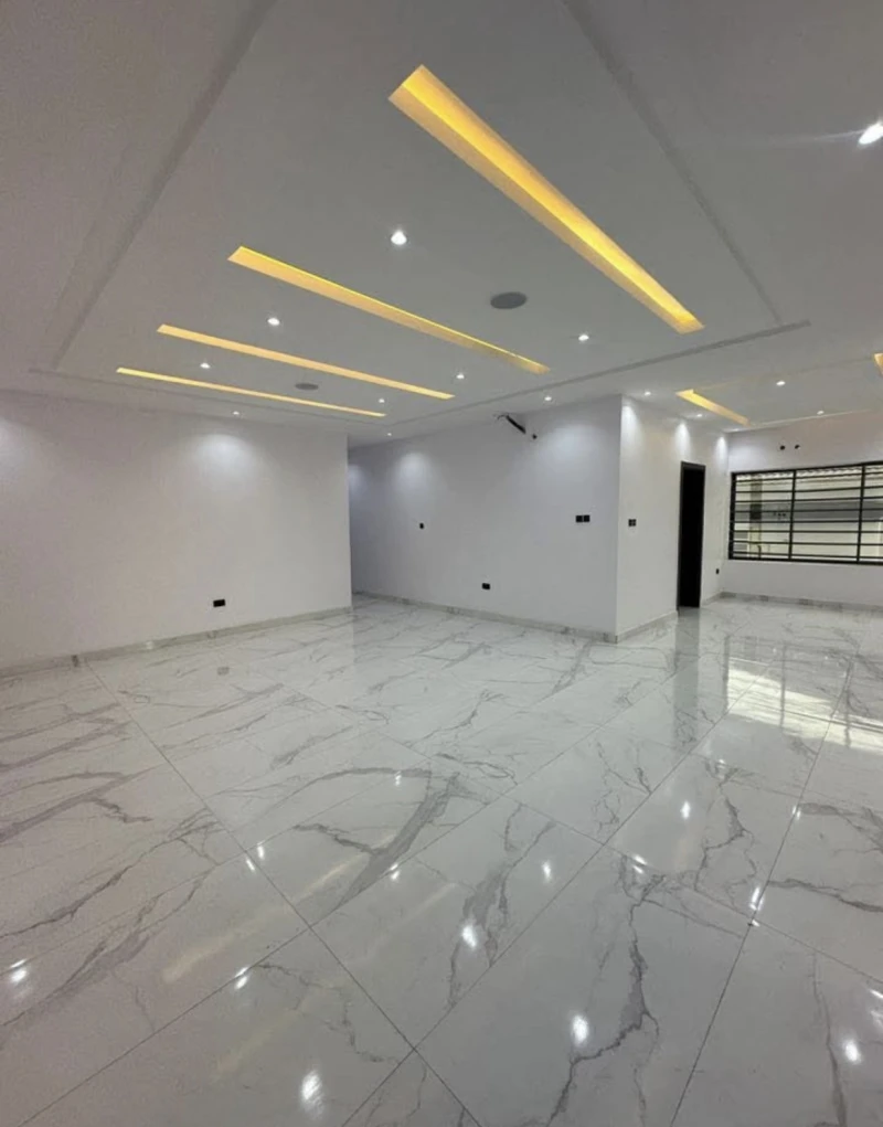 3 Bedroom Flat for Sale in Lekki phase 1, Lagos - Image 1